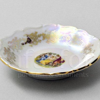 Розетка плоская Мадонна Перламутр Фредерика Carlsbad