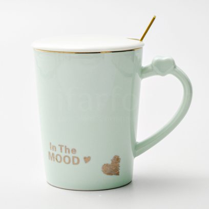 Кружка с крышкой и ложкой «In the mood»