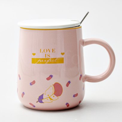 Кружка с крышкой и ложкой «Love is perfect»