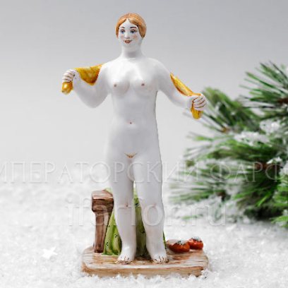 Скульптура «Женщина в бане с полотенцем»