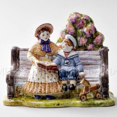 Скульптура «На скамейке»