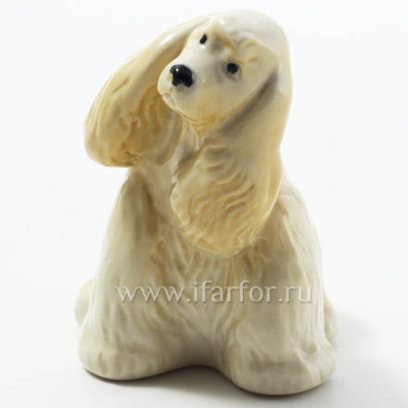 Скульптура Кокер сидящий палевый