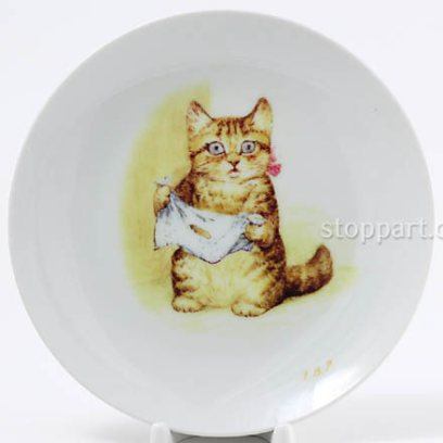 Декоративная тарелка «Котенок с салфеткой»