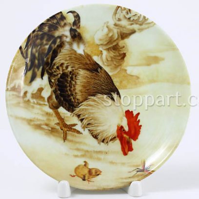 Декоративная тарелка «Петух, цыпленок и букашка»