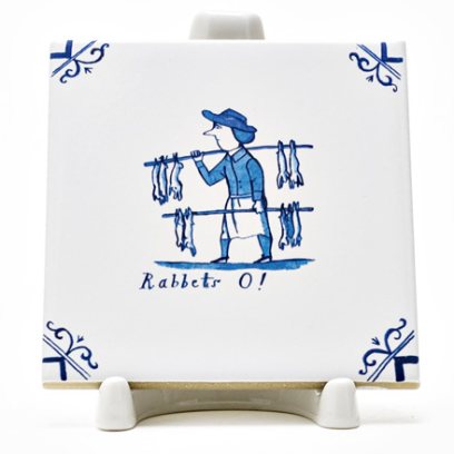 Изразец Голландский. Мужчина с тушками кроликов