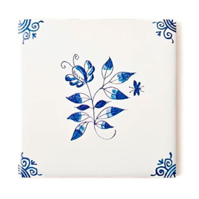 Изразец «Голландский. Цветок с мотыльком 2»