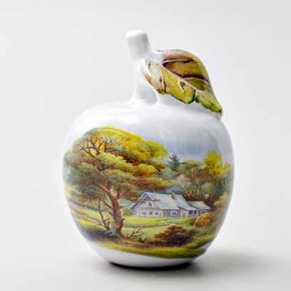 Скульптура «Яблоко»