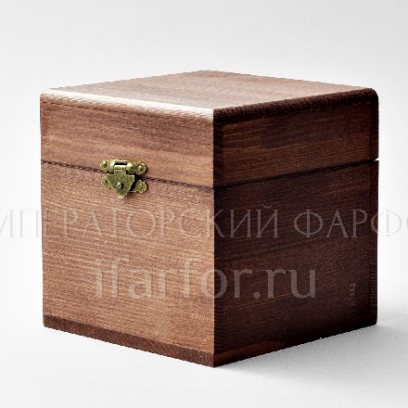 Шкатулка подарочная «Шкатулка подарочная светло-коричневая» Форма: Шкатулка. Дерево. Масло. 140 x 140 x 140 мм.