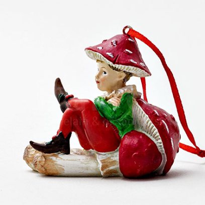 Елочная игрушка «Мальчик на мухоморе 2» Смола, ткань. 80 мм.