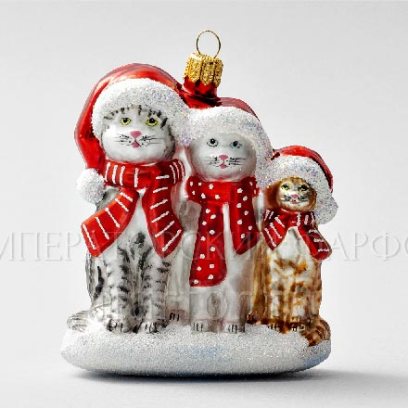 Елочная игрушка «Три кошки» Стекло. 90 x 111 мм.