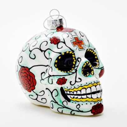 Елочная игрушка Череп белый матовый с розами