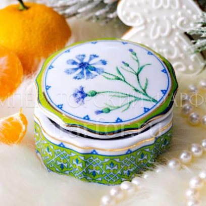 Шкатулка малая «Цветы и ягоды России. Небесно-голубой василек»