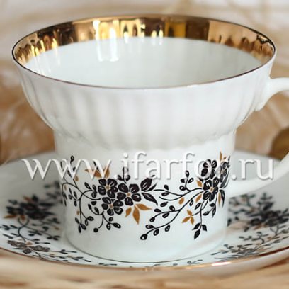 Чашка с блюдцем чайная «Тонкие веточки» 1/2