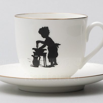 Чашка с блюдцем «Силуэты. Умывание» 1/2