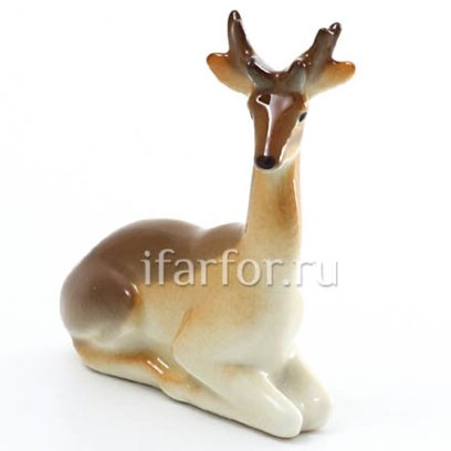 Скульптура Олень лежащий