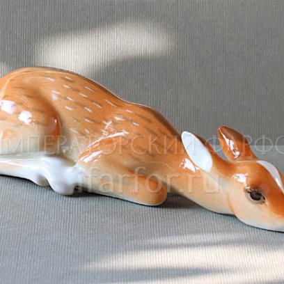 Скульптура «Ланенок лежащий»