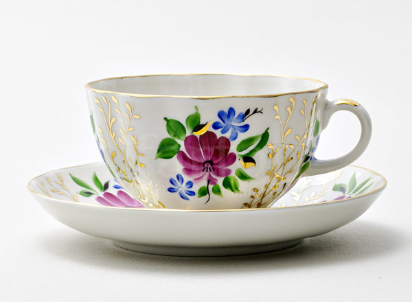 Чашка с блюдцем чайная Золотые травки Тюльпан
