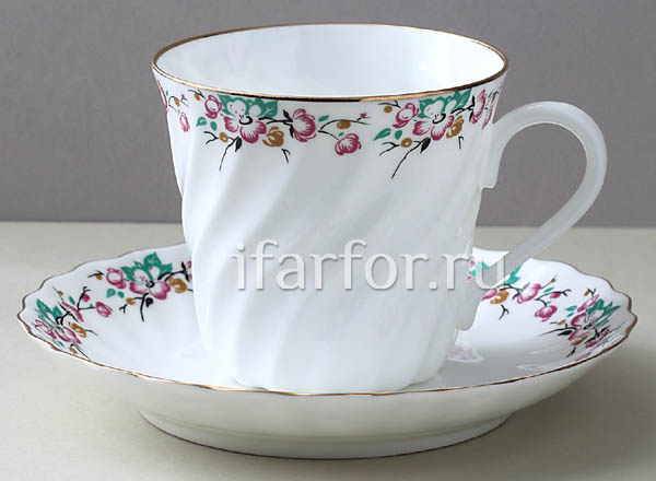 Cup and saucer Spring Twisted