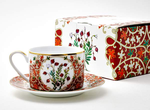 Cup and saucer in a gift box Flowers and Berries of Russia. Reserved Cranberry Solo