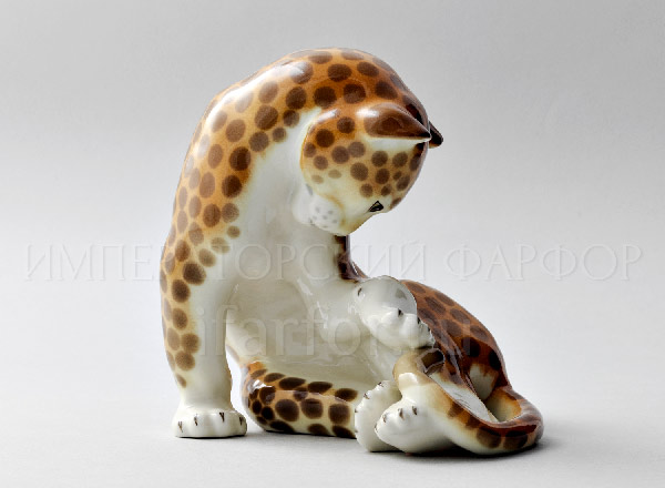 Sculpture Leopard Indefined