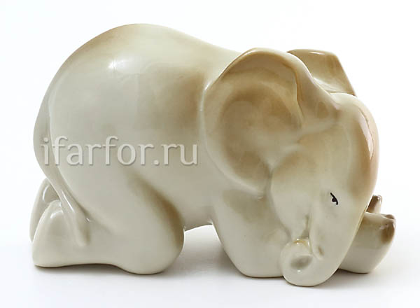 Sculpture Slepping little elephant Indefined