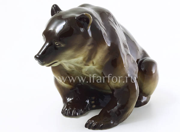 Sculpture Brown bear Indefined