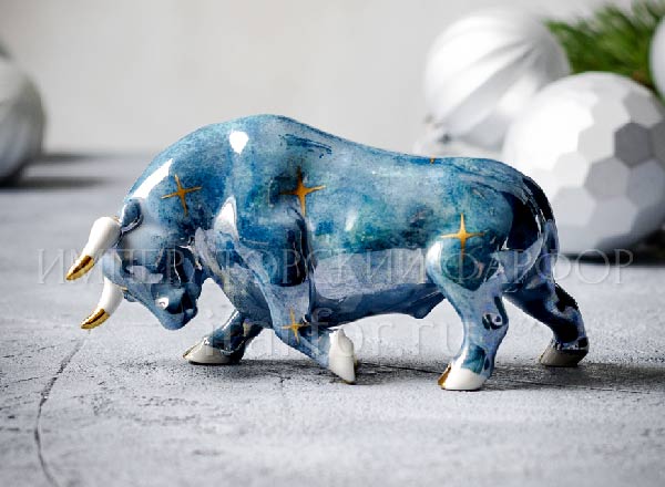 Sculpture Corrida Bull Blue with starsrn