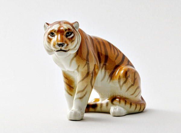 Скульптура Тигр сидящий Тигр сидящий Тайга