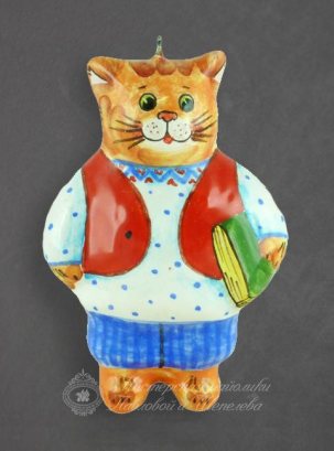Елочная игрушка Кот с книгой 63 x 40 мм.