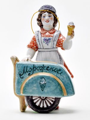 Елочная игрушка Мороженщица 85 x 140 мм.