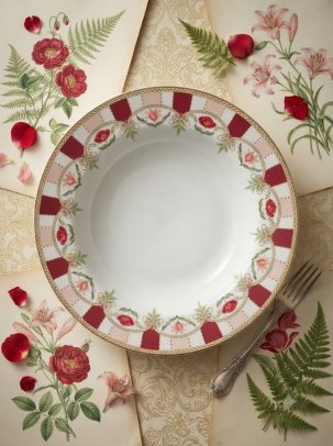 Тарелка глубокая 21,5 см Flowery фарфоровая суповая с цветочным узором белая/красная