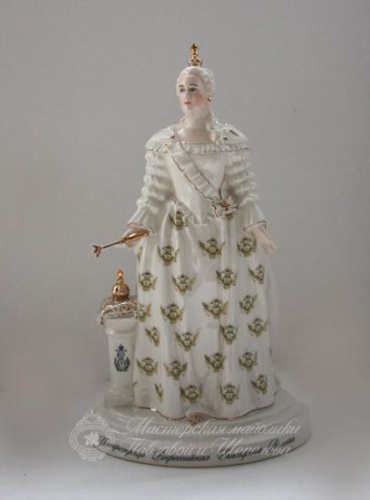 Скульптура «Императрица Екатерина Вторая» Фарфор. 185 x 320 мм.