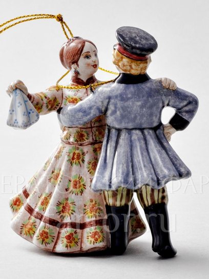 Елочная игрушка «Кадриль» Форма: Кадриль. Майолика. 75 x 90 мм.