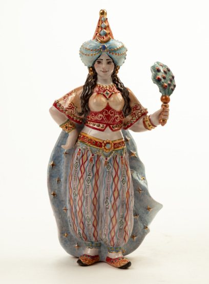 Скульптура «Сказка о золотом петушке. Шамаханская царица» Майолика. 125 x 235 мм.