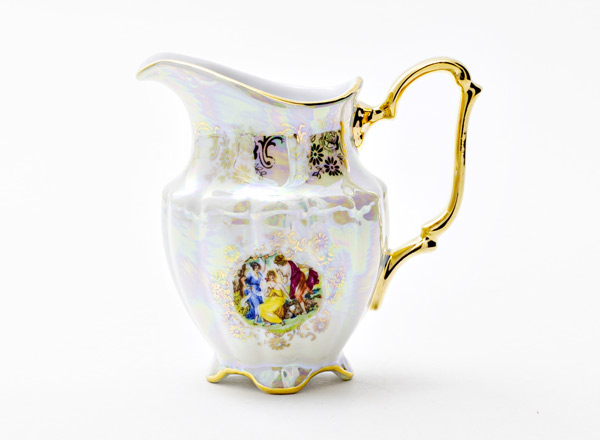 Creamer Madonna Mother of Pearl Maria Teresa