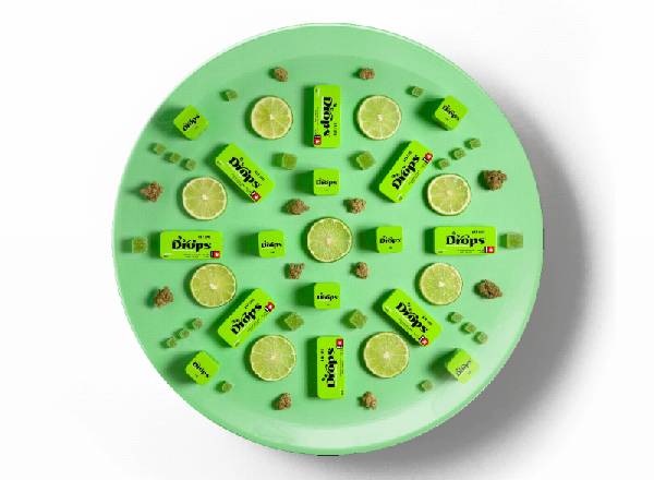 Натюрморт с дольками лайма