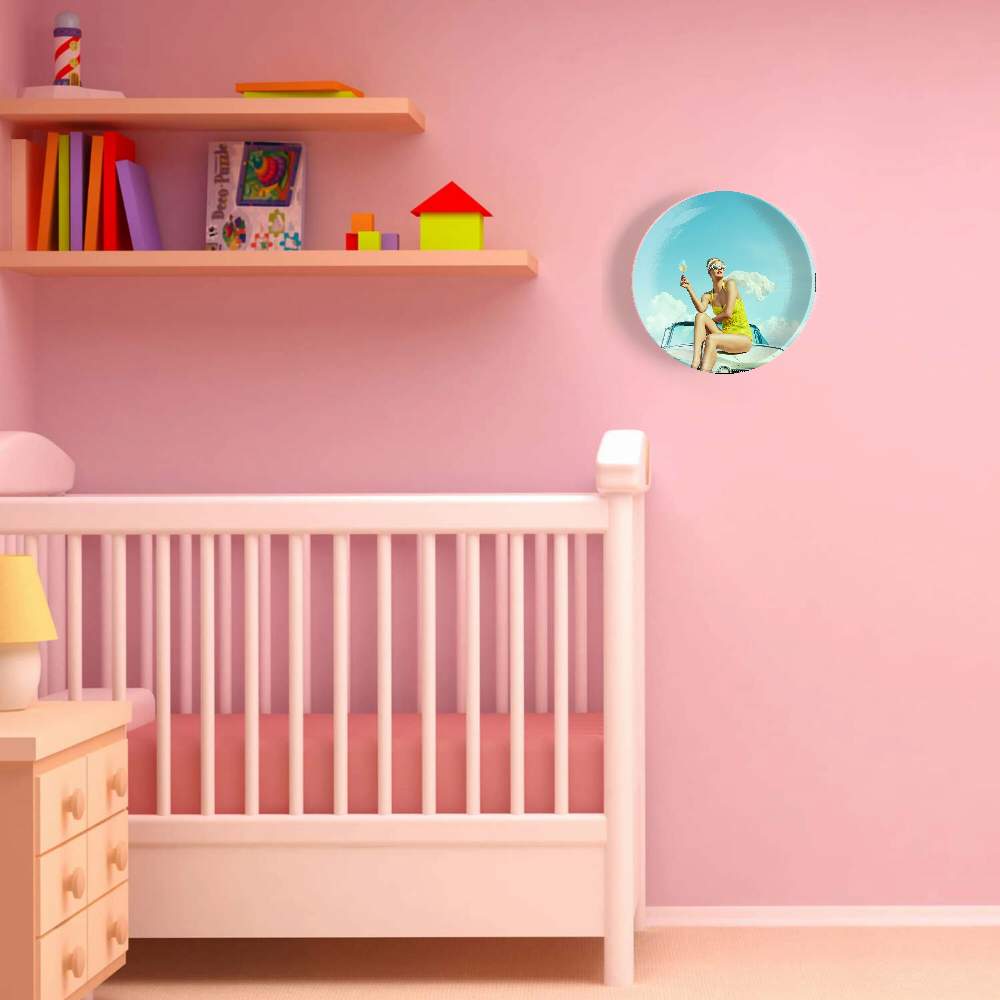 Девушка на автомобиле — Эрик Алмас