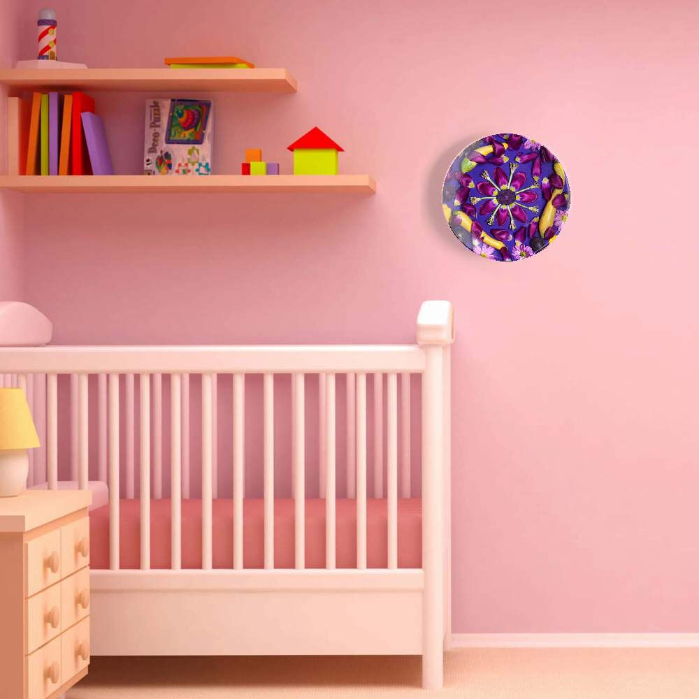 Натюрморт с пурпурными лепестками — Изабелла Кассини