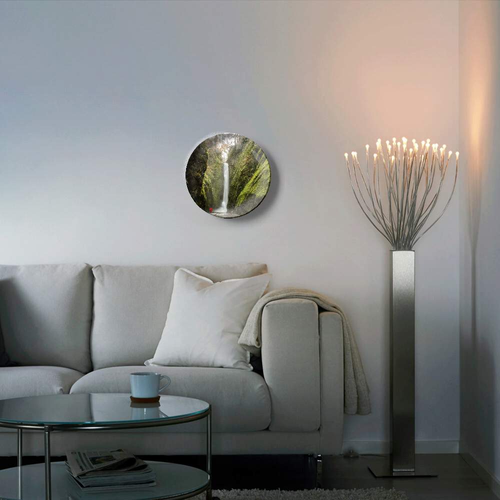 Водопад, утопающий в зелени — Пит Барретт