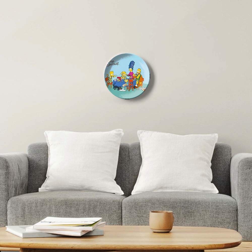 За столом — Симпсоны