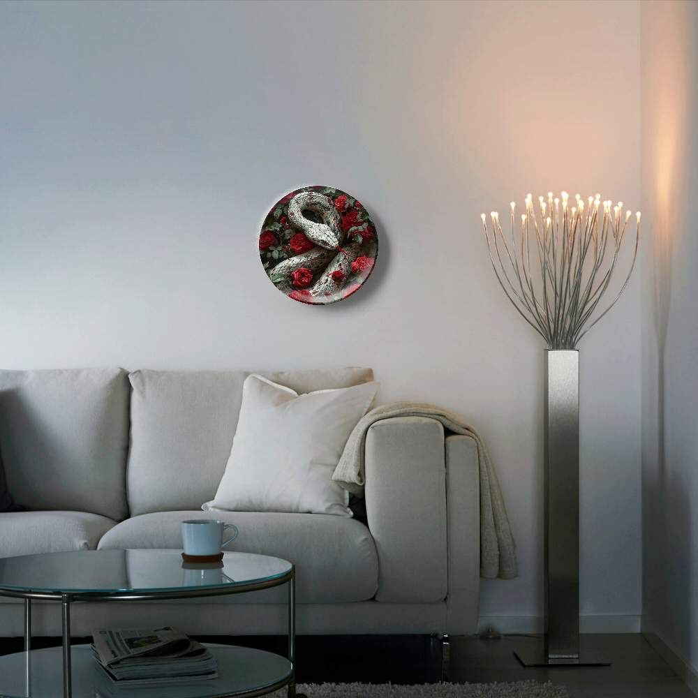 Белая змея и розы