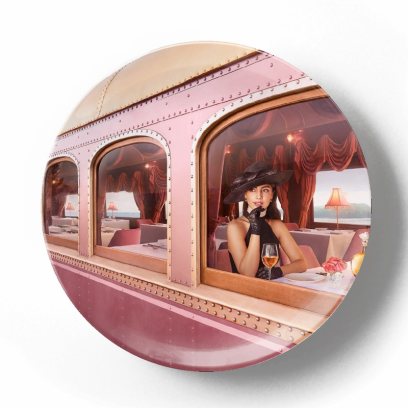 Декоративная тарелка Эрик Алмас Изящный вагон