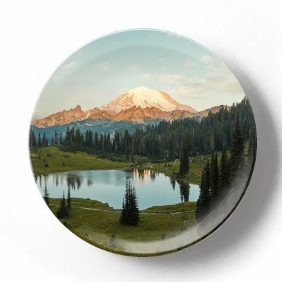 Декоративная тарелка Эрик Алмас Озеро в горах