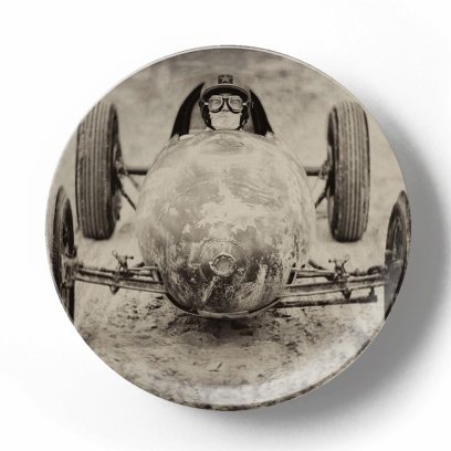 Декоративная тарелка Пит Барретт Вперед