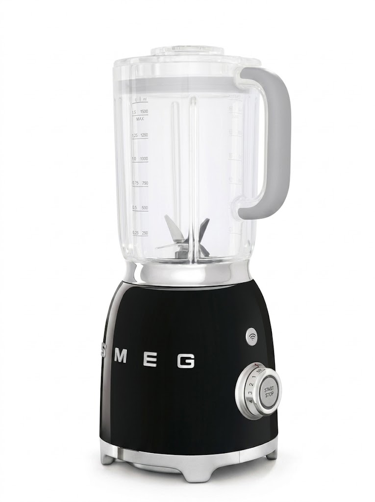 Блендер стационарный SMEG BLF03BLEU Цвет черный глянцевый