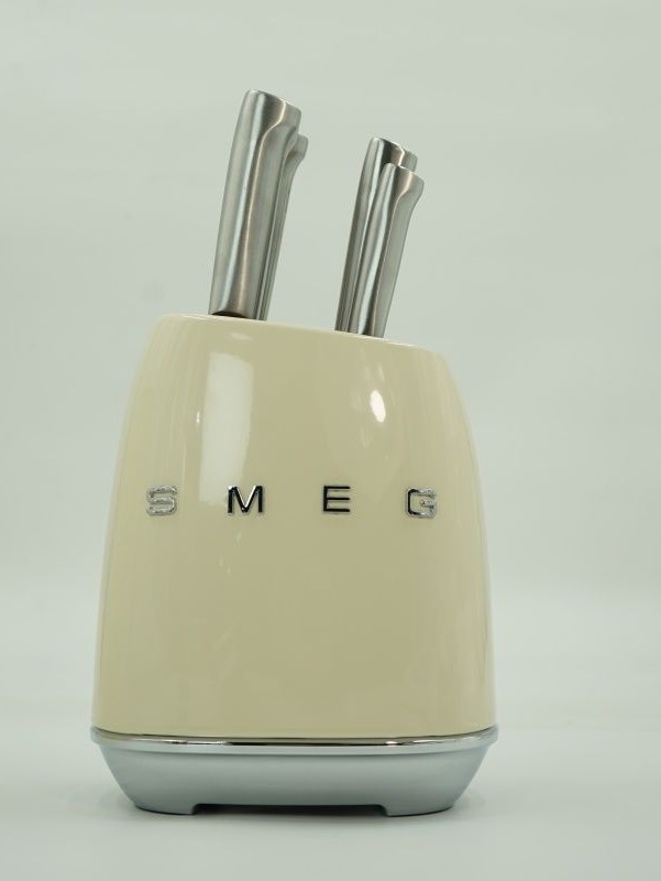 Набор ножей SMEG